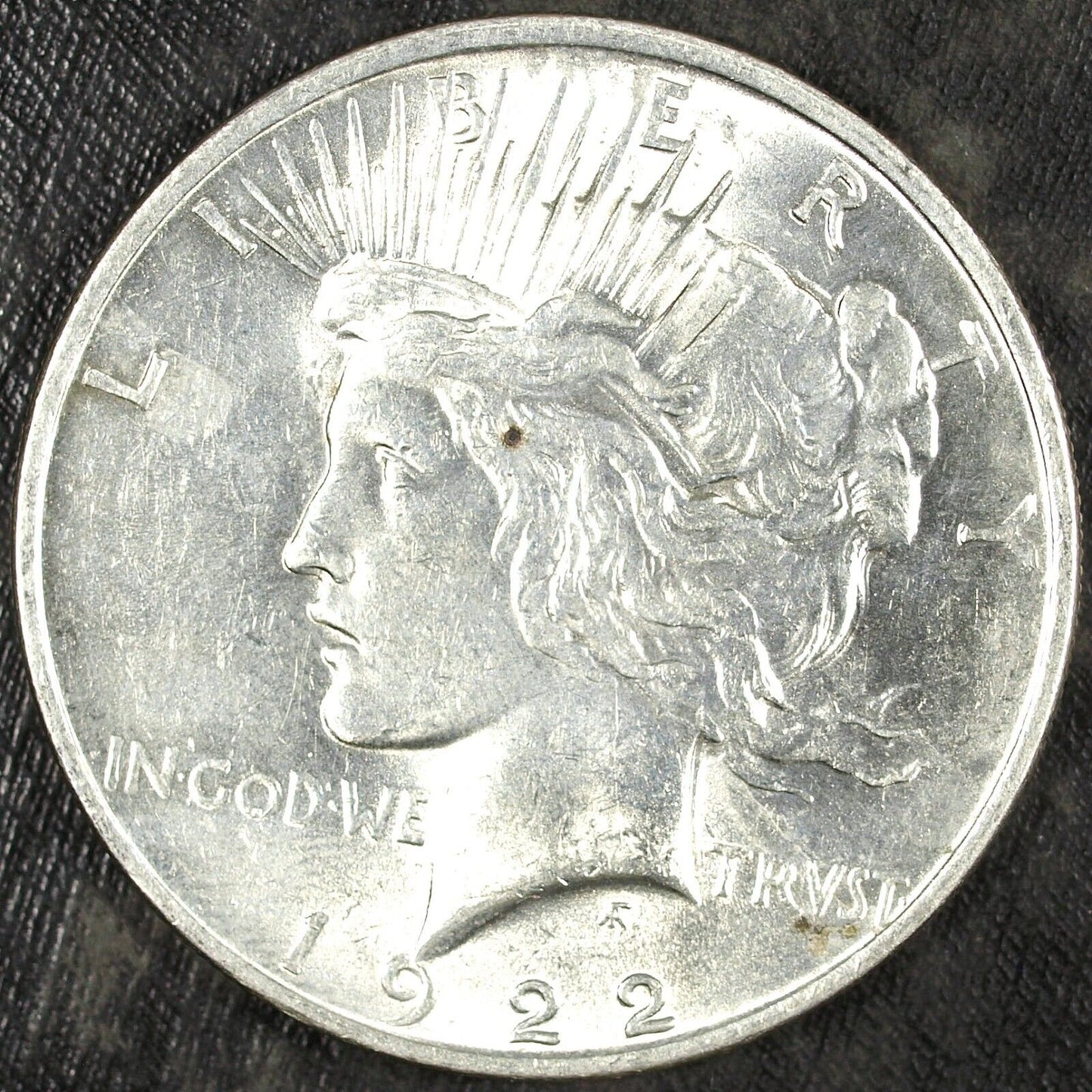 1922 P Peace Silver Dollar ☆☆ Almost UnCirculated ☆☆ Great Set Filler 370