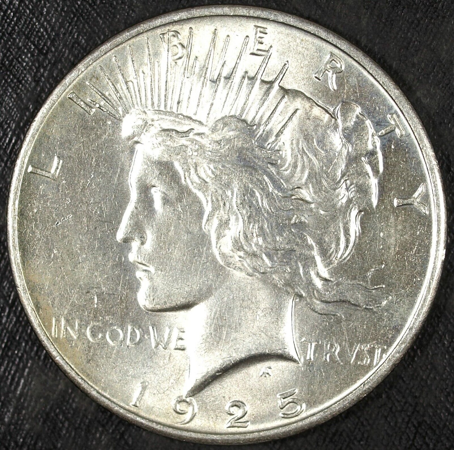 1925 P Peace Silver Dollar ☆☆Almost UnCirculated ☆☆ Great Set Filler 208