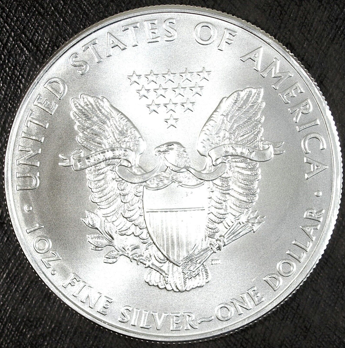 2011 U.S. Mint American Silver Eagle ☆☆ Uncirculated ☆☆ Great Collectible 501