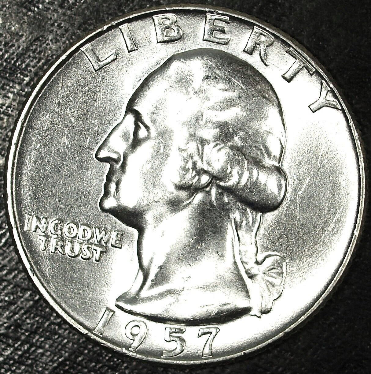 1957 D Washington Silver Quarter ☆☆ UnCirculated ☆☆ Great For Sets ☆☆ 311