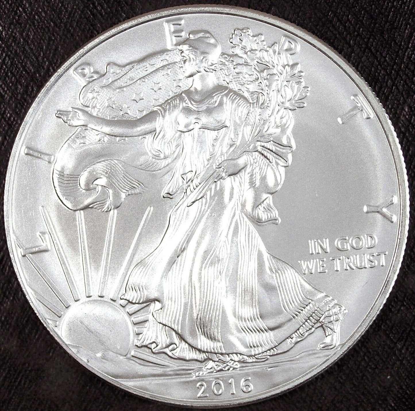2016 U.S. Mint American Silver Eagle ☆☆ Uncirculated ☆☆ Great Collectible 253