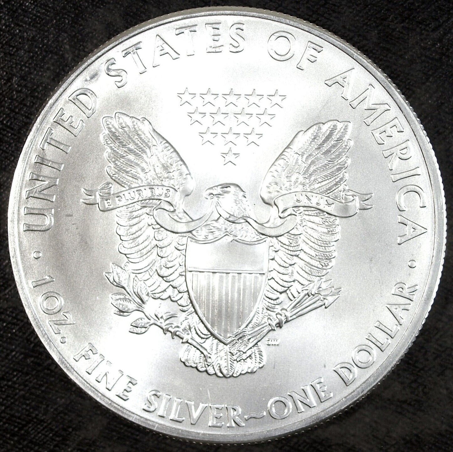 2012 American Silver Eagle ☆☆ Uncirculated ☆☆ Great Collectible 123