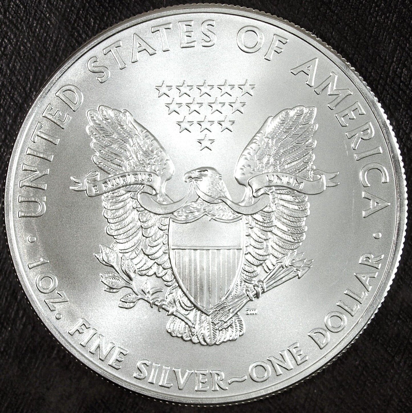 2011 U.S. Mint American Silver Eagle ☆☆ Uncirculated ☆☆ Great Collectible 601