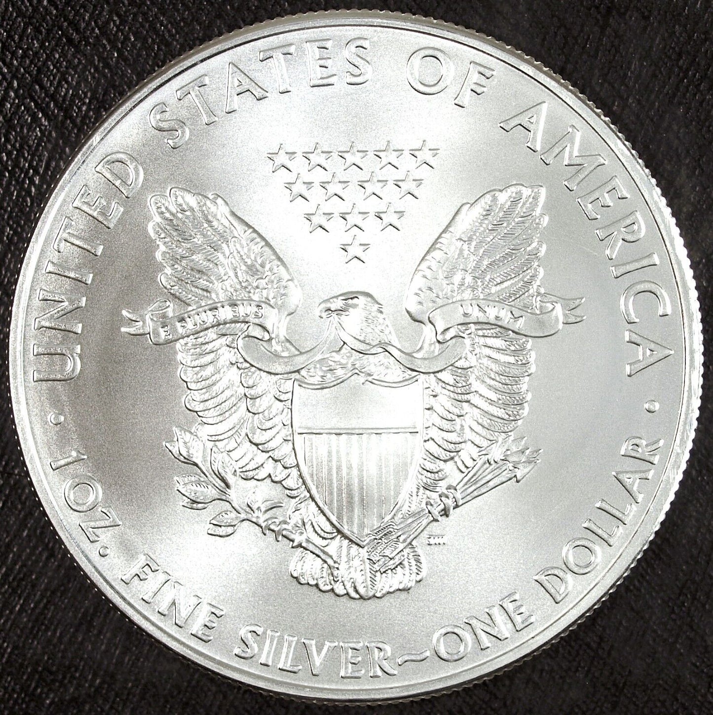 2011 U.S. Mint American Silver Eagle ☆☆ Uncirculated ☆☆ Great Collectible 312