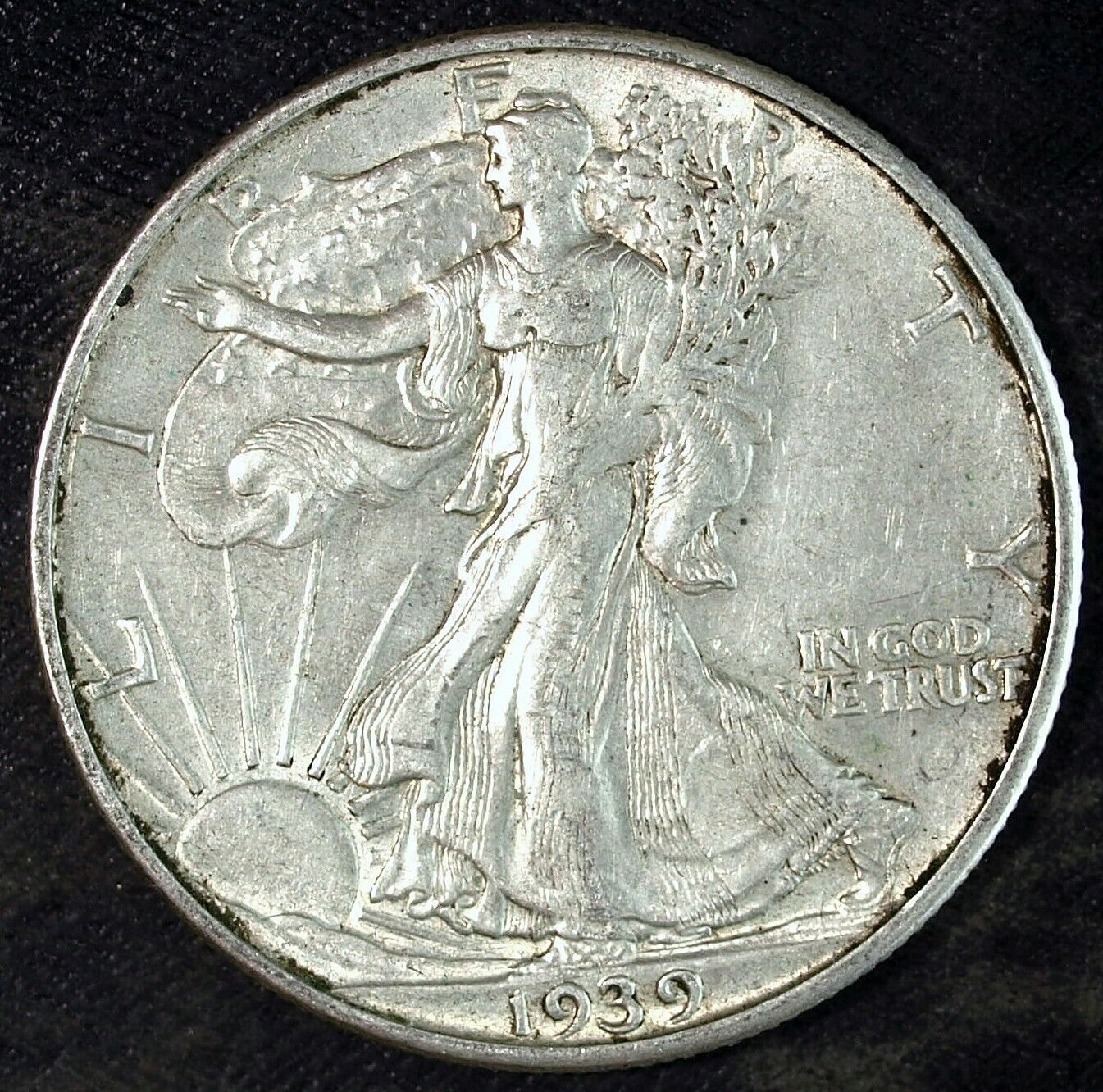 1939 D Walking Liberty Silver Half Dollar ☆☆ Circulated ☆☆ Great Set Filler 330