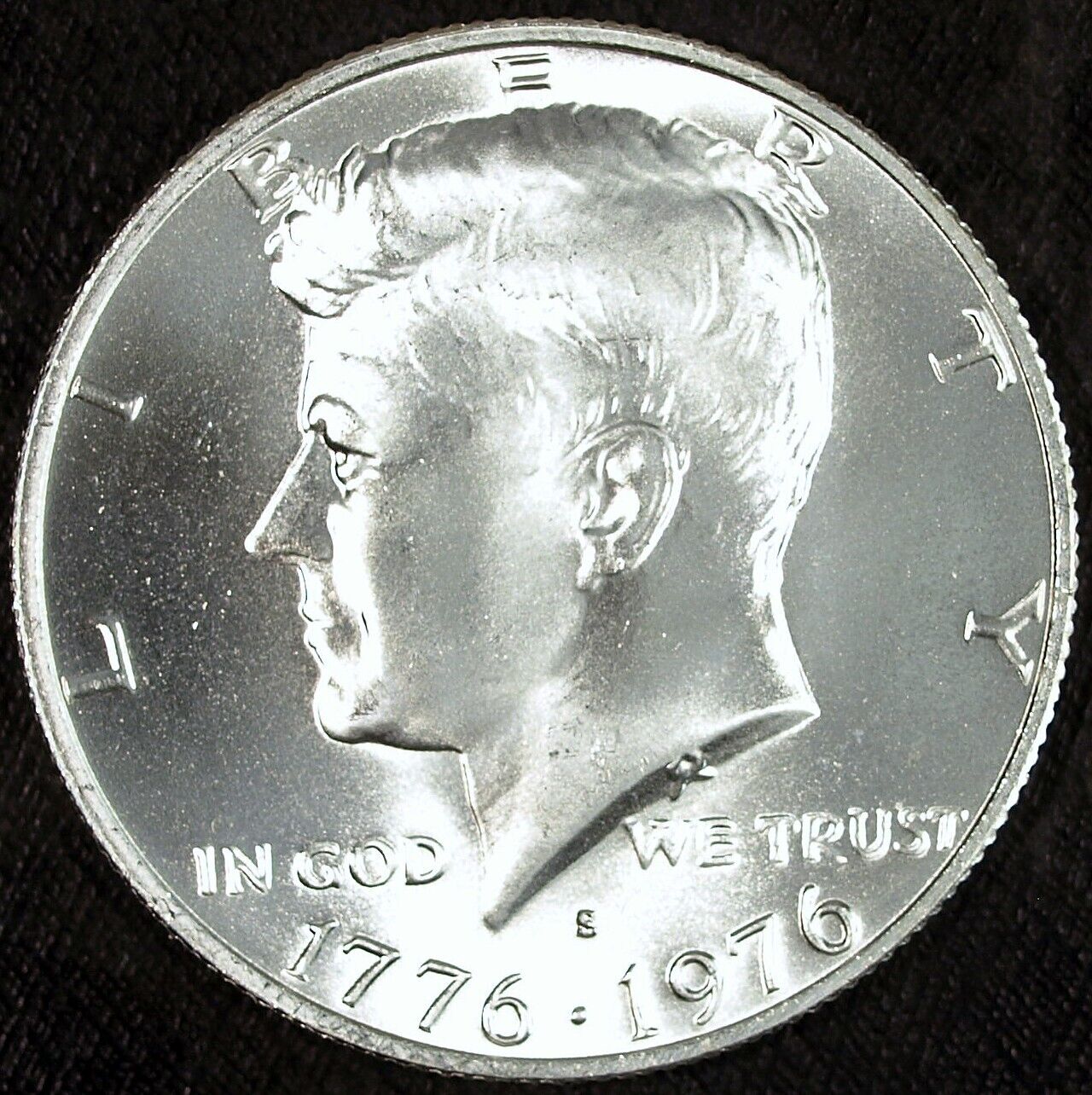 1976 Bicentennial Uncirculated Kennedy Silver Half Dollar ☆☆ Great for Sets 404