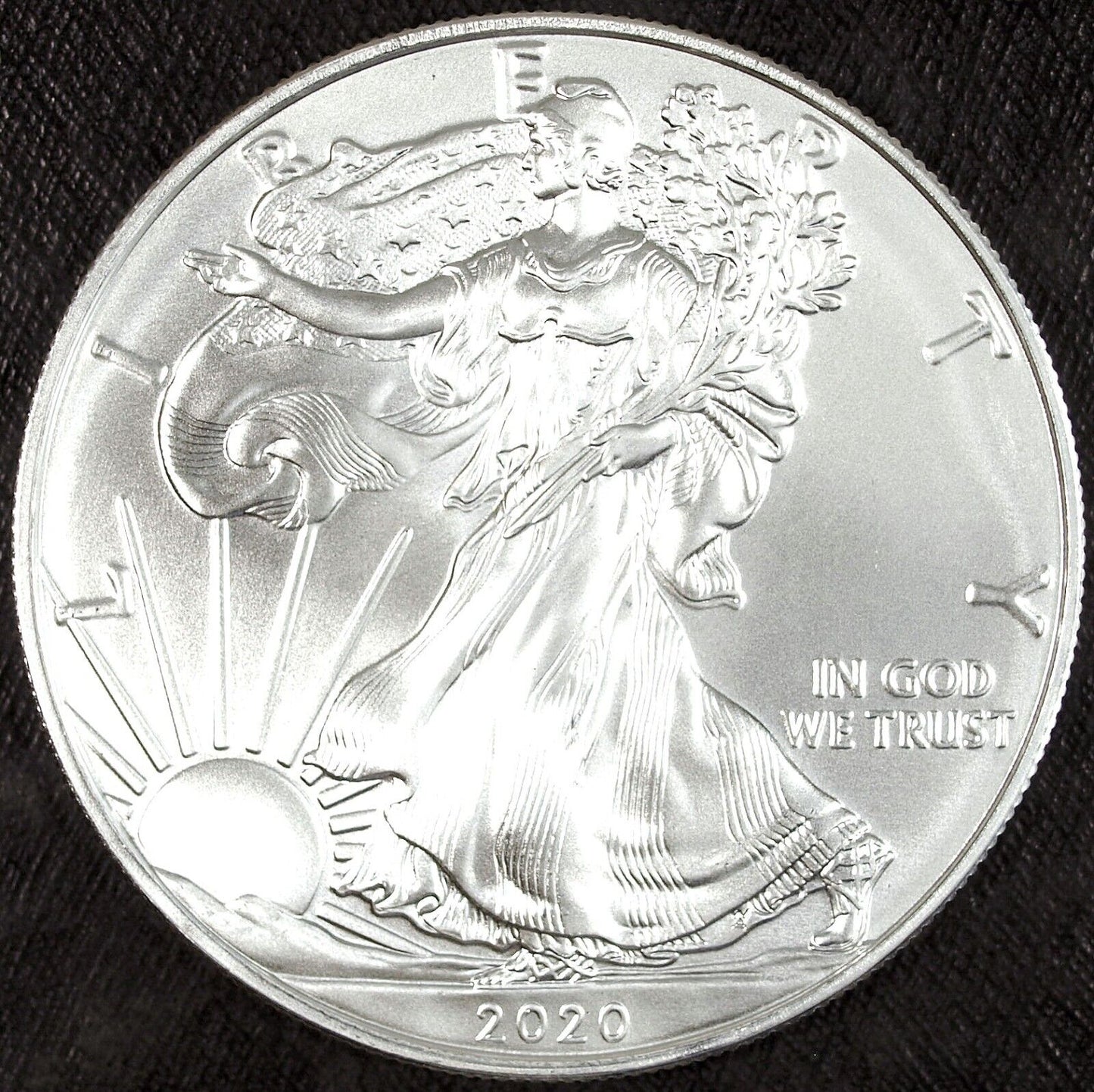 2020 US Mint American Silver Eagle ☆☆ Uncirculated ☆☆ Great Collectible 506